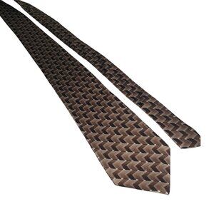 Arrow Brown Chevron Patterned Men Necktie Silk 58 Inches Long 3.5 Inches Wide
